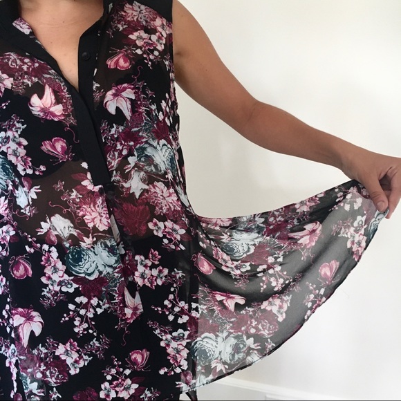 BCBG Floral Top - Picture 4 of 6